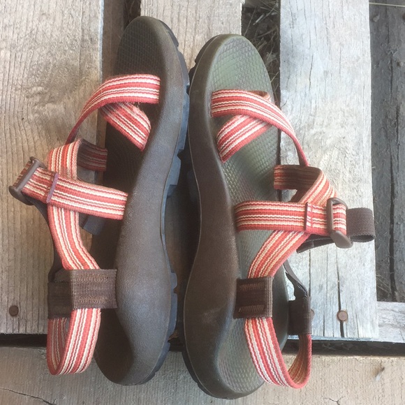 Chaco’s 8 Regular. Sport Sandals.Desert Sunset Colors. Vibram Sole.VGU - Picture 11 of 12